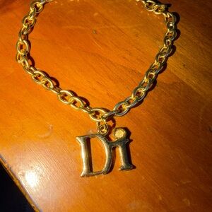 NEW NWT Gold 'Di' DIAMONDS INTERNATIONAL Charm Bracelet. MUST BE BUNDLED